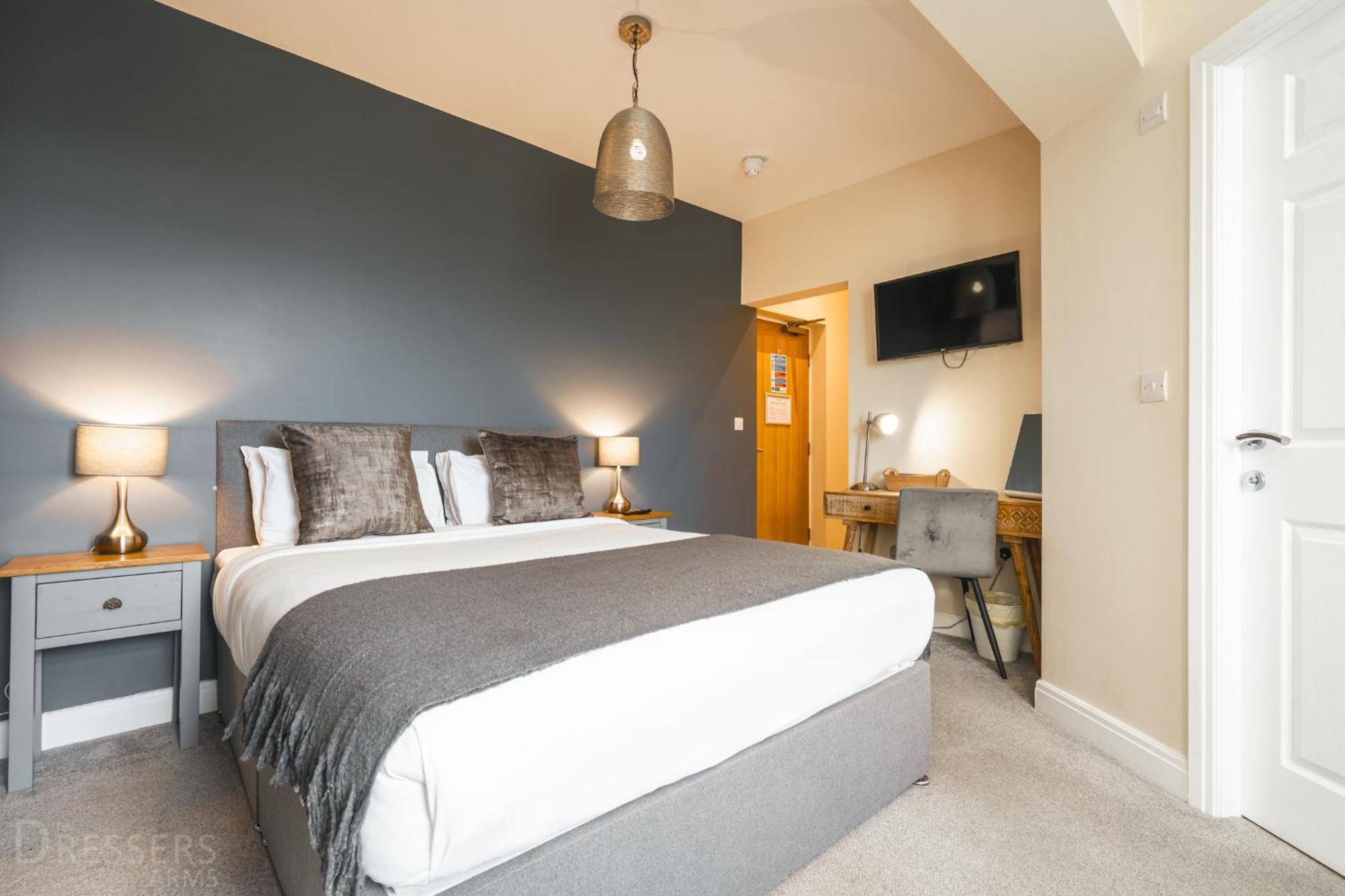 Rooms At The Dressers Arms チョーリー エクステリア 写真