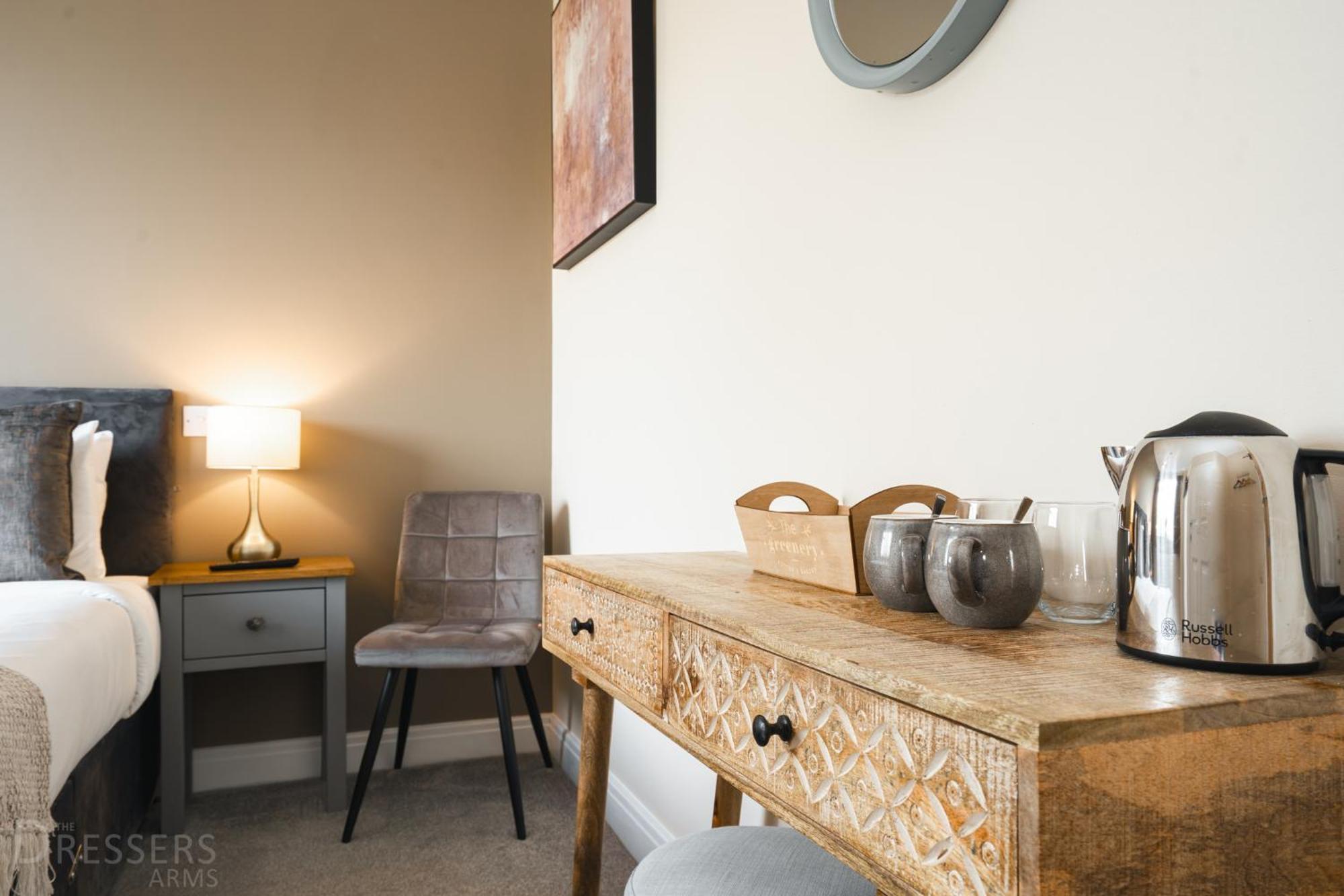 Rooms At The Dressers Arms チョーリー エクステリア 写真