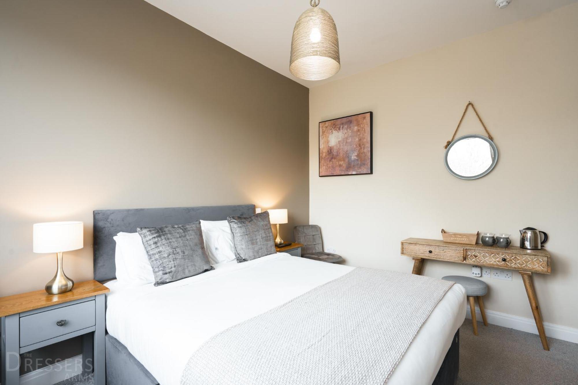 Rooms At The Dressers Arms チョーリー エクステリア 写真