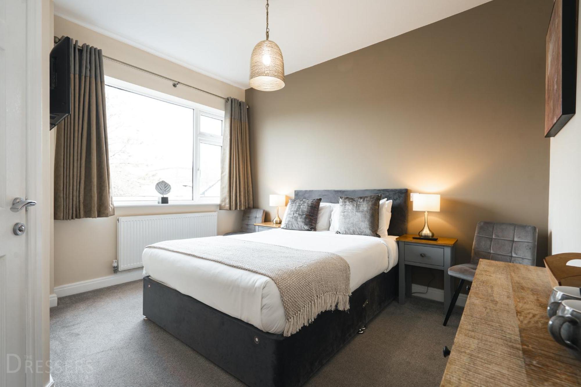 Rooms At The Dressers Arms チョーリー エクステリア 写真